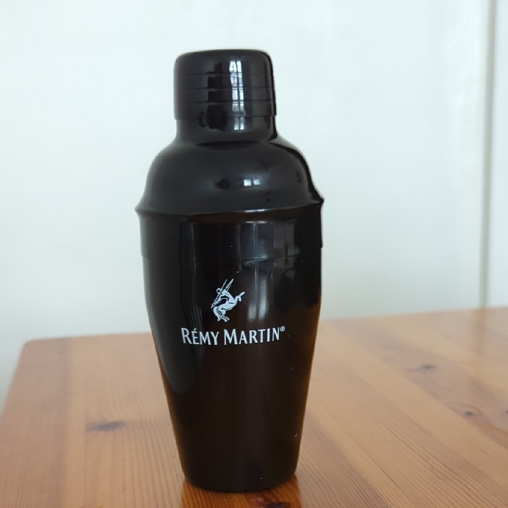 Black Cocktail Shaker Bar Accessory